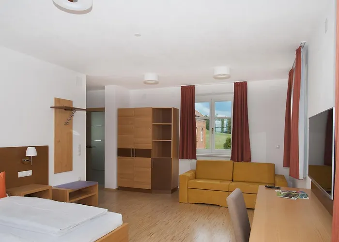 Bed & Breakfast Haus Steirer Am Kaiserwald 3*